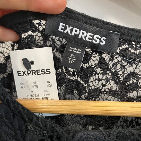 NWT Express Black Lace Sleeveless Blouse - Picture 2 of 7
